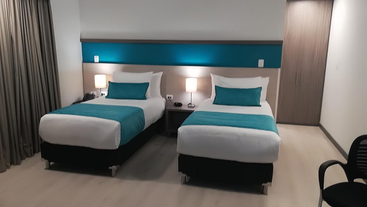 เบสต์ เวสเทิร์น ดุยตามา นิบารี โฮเต็ล Hotel ภายนอก รูปภาพ